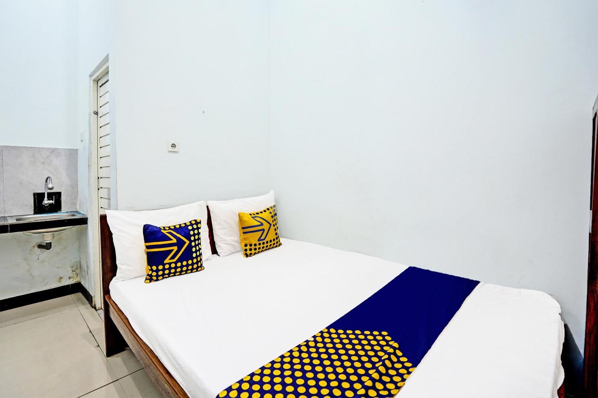 Oyo Life 91866 Paradise Ok Kost Syariah Mojokerto Esterno foto