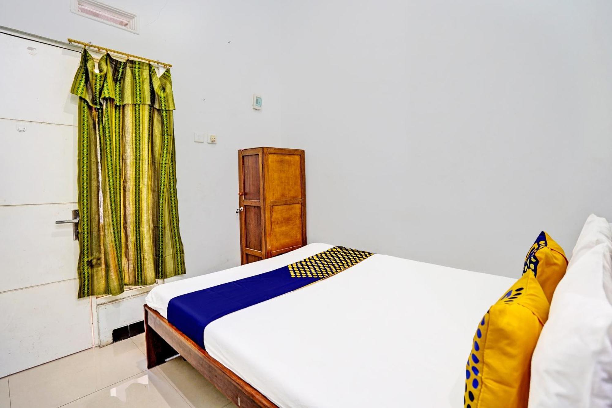 Oyo Life 91866 Paradise Ok Kost Syariah Mojokerto Esterno foto