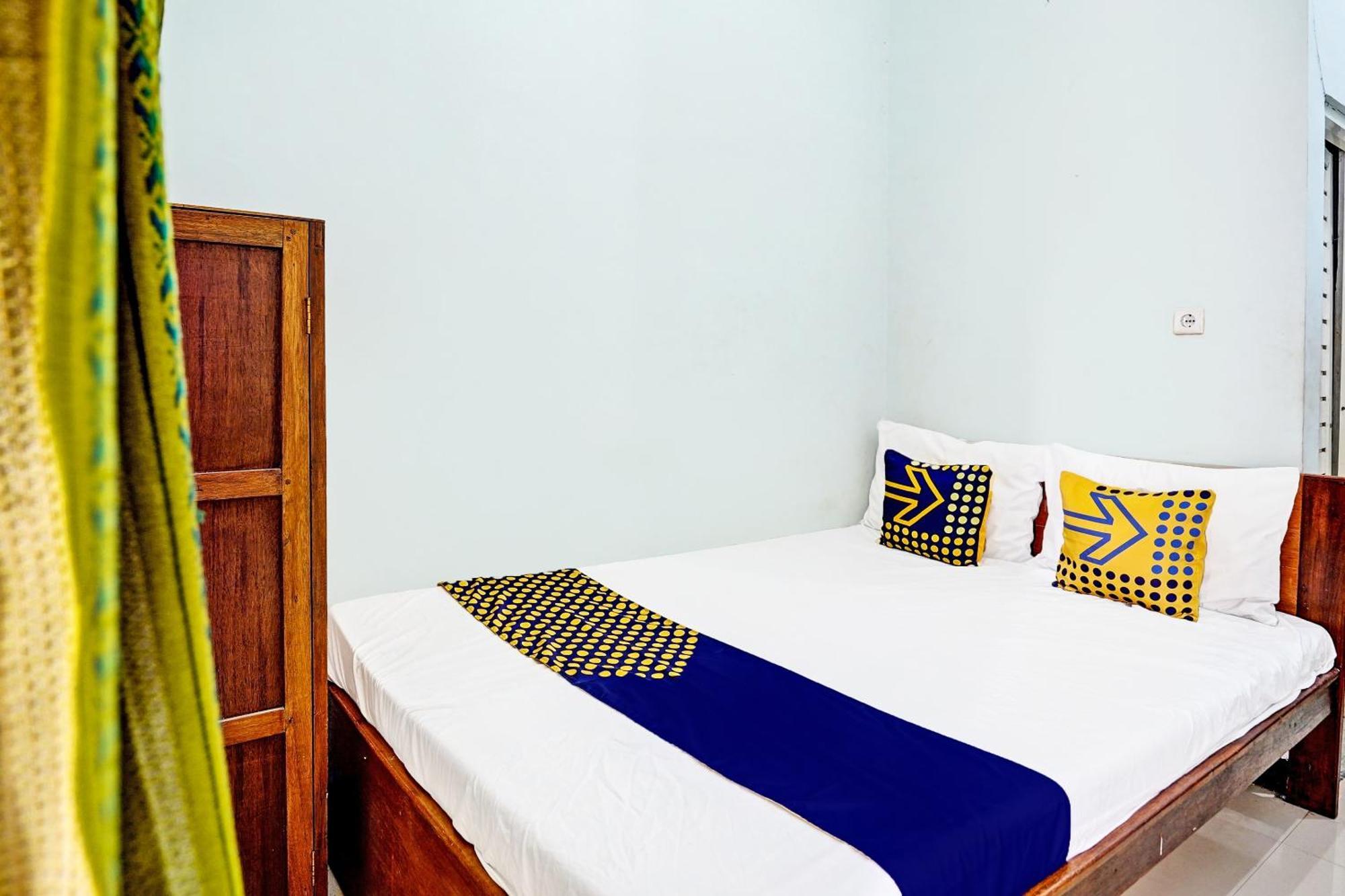 Oyo Life 91866 Paradise Ok Kost Syariah Mojokerto Esterno foto
